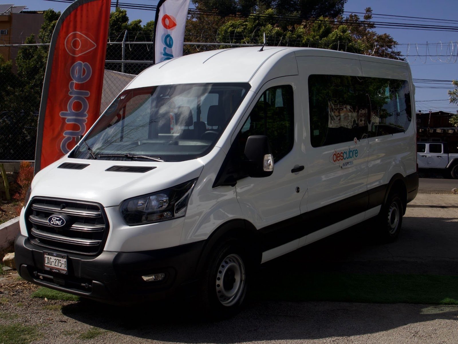 Ford Transit de 15 pasajeros de Descubre